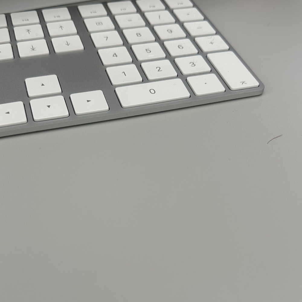 Wireless Silver and White Keyboard